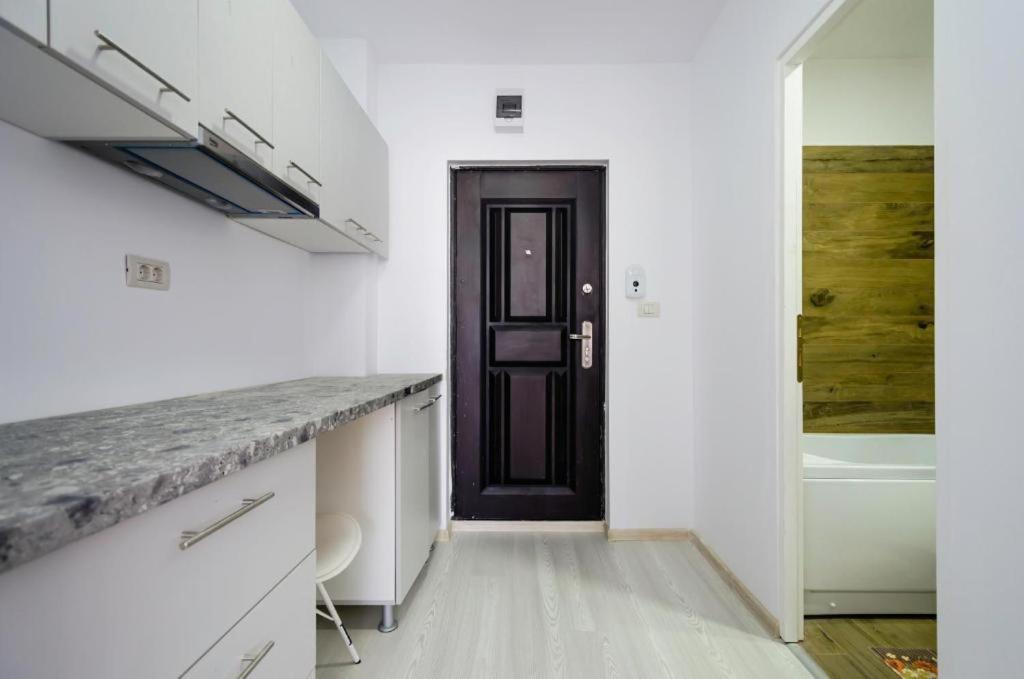 Nice Apartament Arad Exterior foto